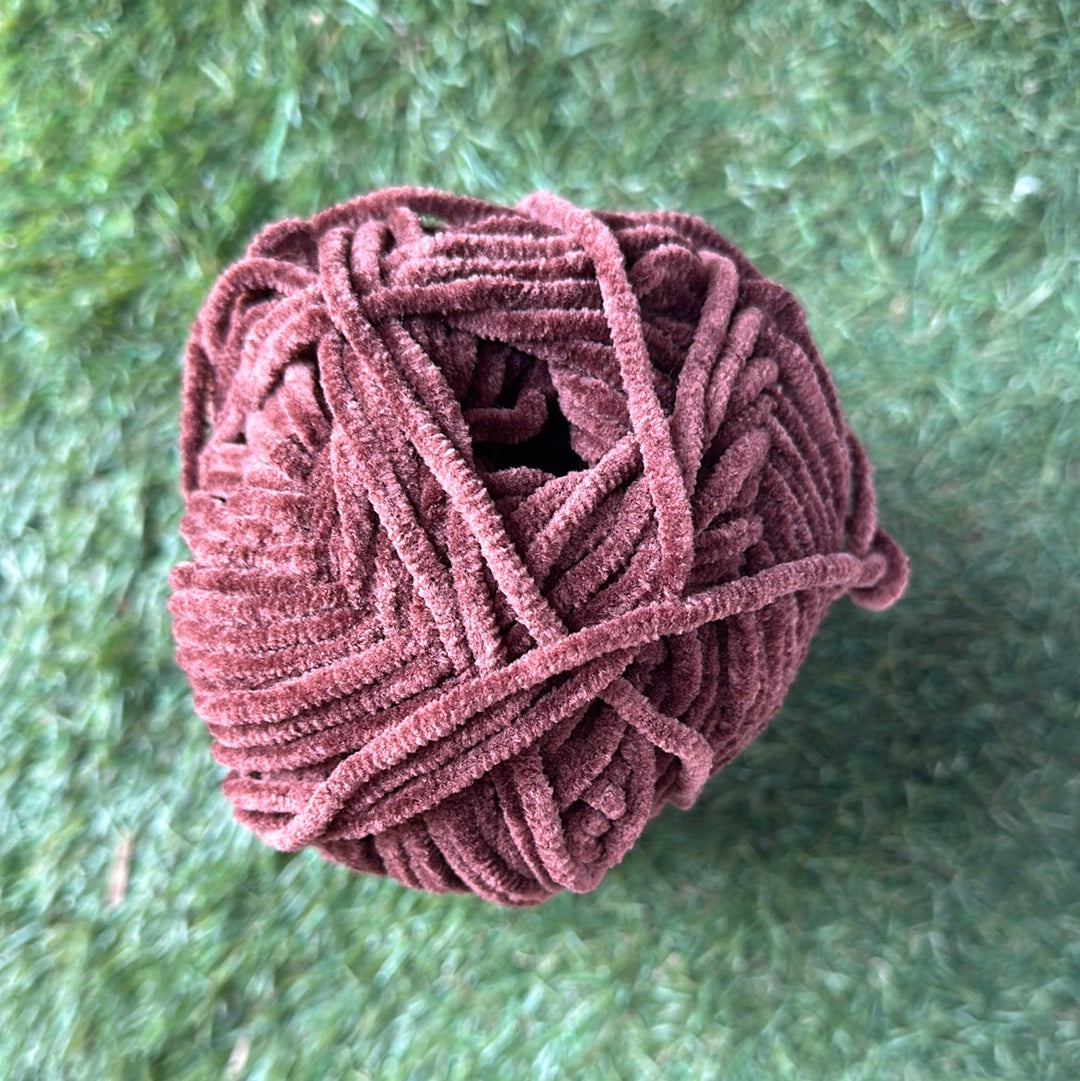 Flutterby Chocolate Brown - B50