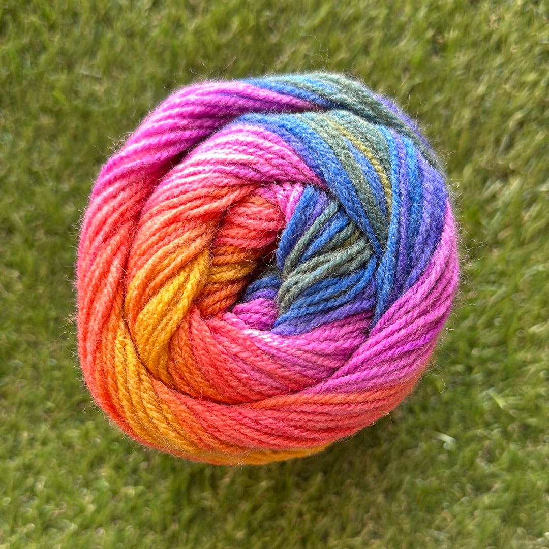 James C.Brett Aurora DK 100g - Colour AU01