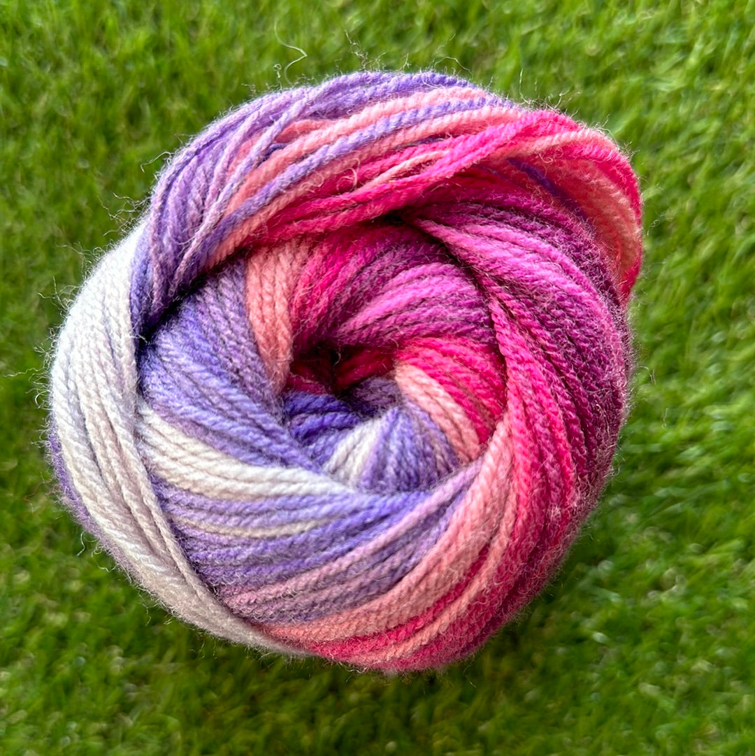 James C.Brett Aurora DK 100g - Colour AU07
