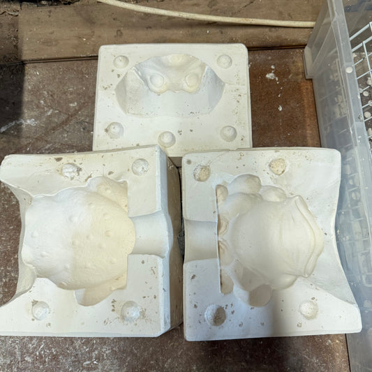 Bull Frog Slip Cast Pottery Mould