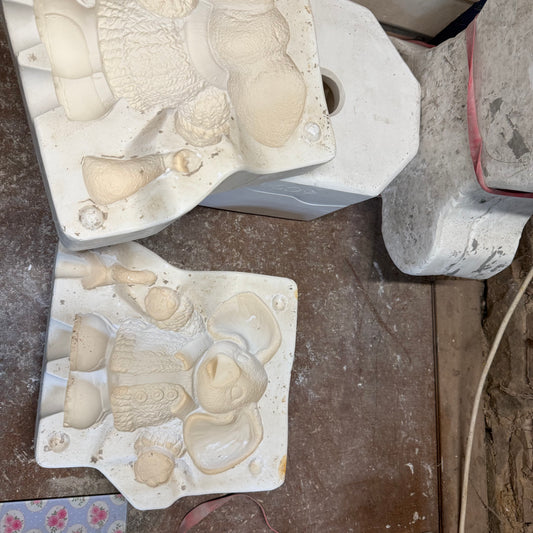 Knitt Witt Elephant Slip Cast Pottery Mould INCLUDES POSTAGE