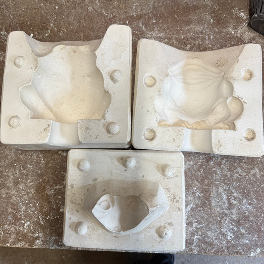 Frog Slip Cast Pottery Mould